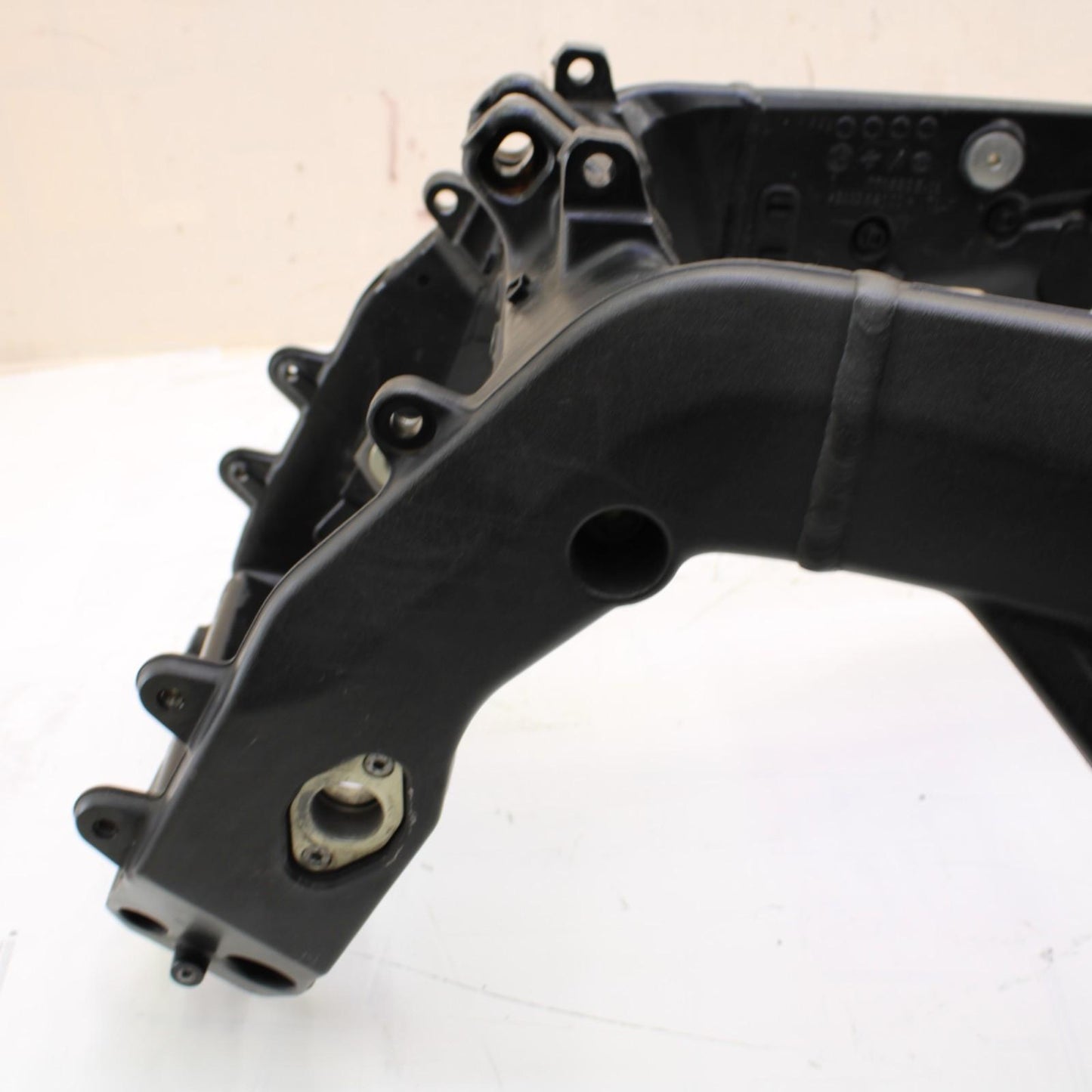 2009 - 2014 BMW S1000RR MAIN FRAME CHASSIS BLACK STRAIGHT STOCK NECK