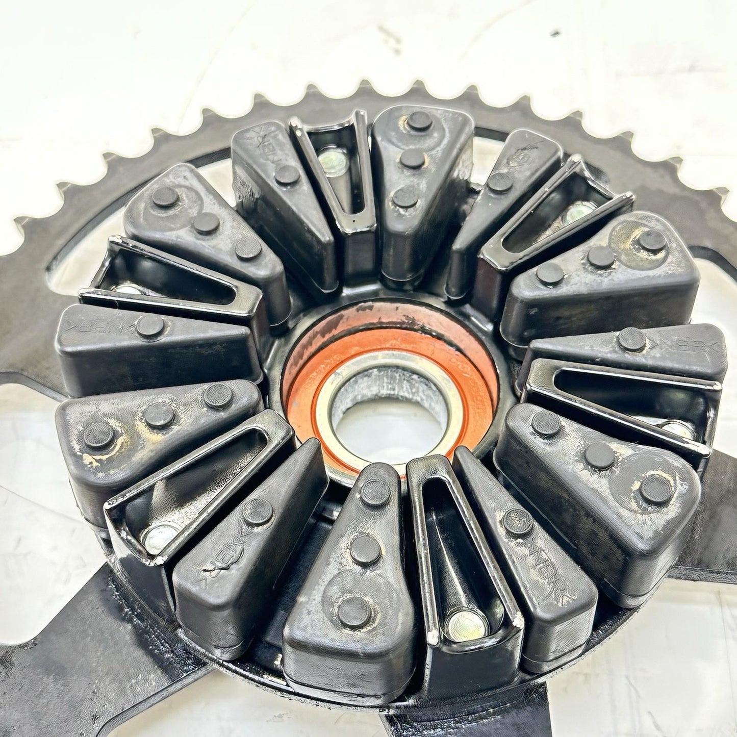 2009 - 2014 YAMAHA YZF R1 REAR SPROCKET BACK WHEEL MAIN CHAIN DRIVE CUSH HUB