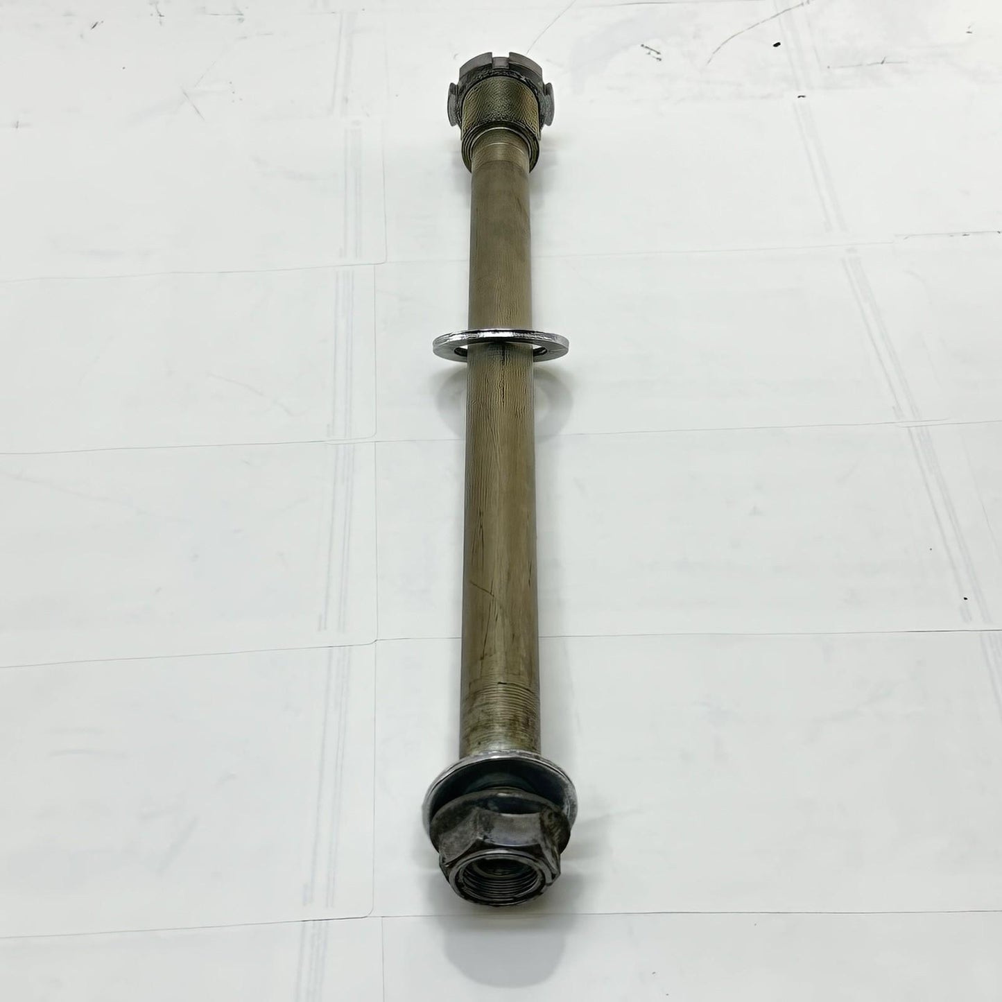 2009 - 2014 YAMAHA YZF R1 SWINGARM PIVOT BOLT REAR BACK FRAME AXLE NUT STOCK