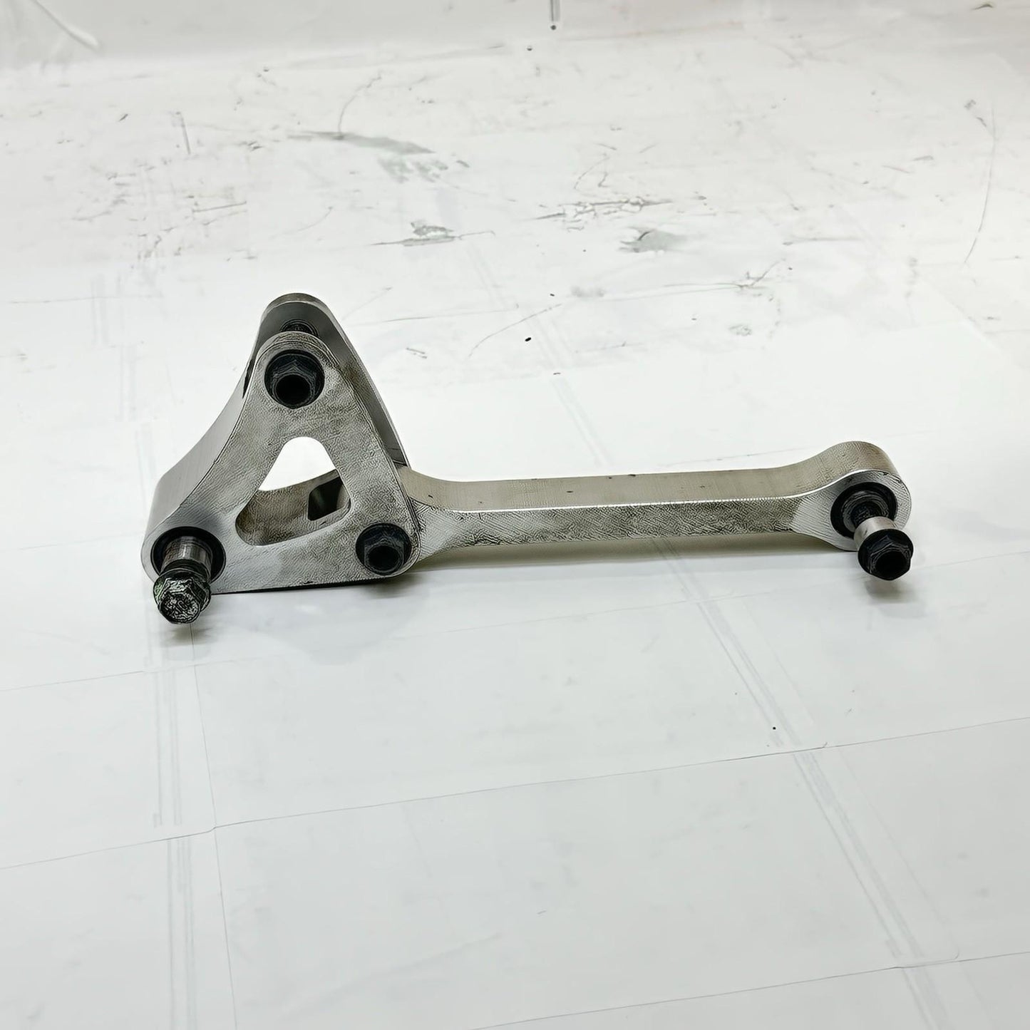 2009 - 2014 YAMAHA YZF R1 DOG BONE REAR SHOCK LINKAGE SUSPENSION LINK STOCK