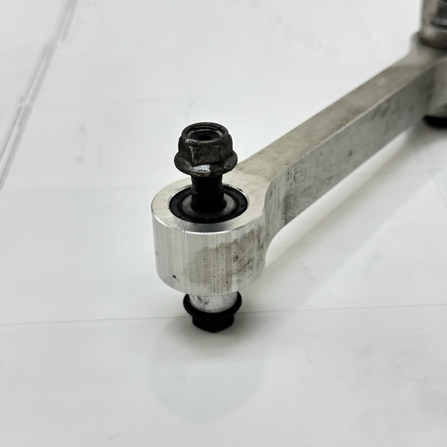 2009 - 2014 YAMAHA YZF R1 DOG BONE REAR SHOCK LINKAGE SUSPENSION LINK STOCK