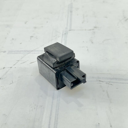 2009 - 2014 YAMAHA YZF R1 FLASHER RELAY TURN SIGNAL INDICATOR BLINKER SWITCH