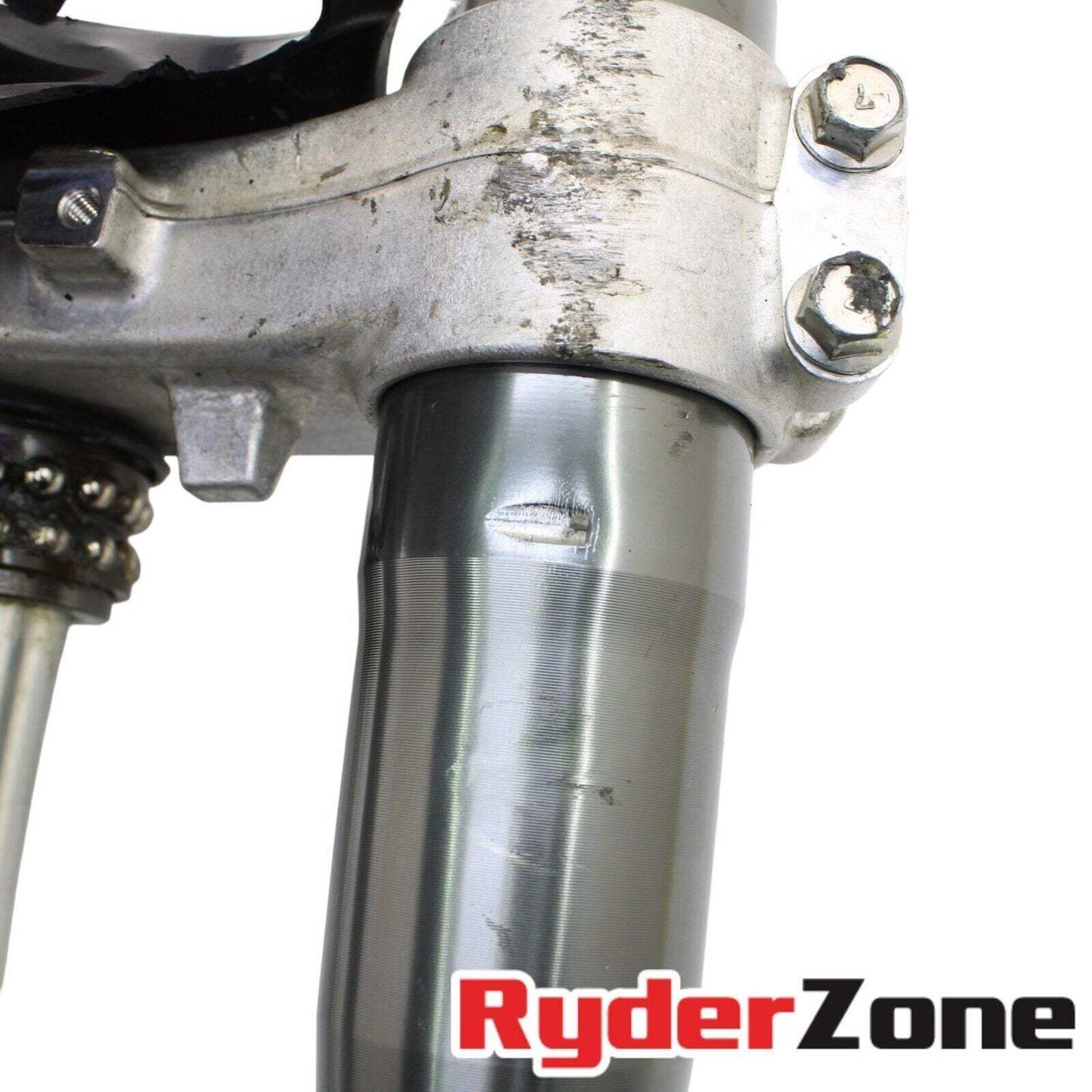 2022 2023 SUZUKI HAYABUSA FORKS FRONT SUSPENSION TUBE TRIPLE TREE * BENT *