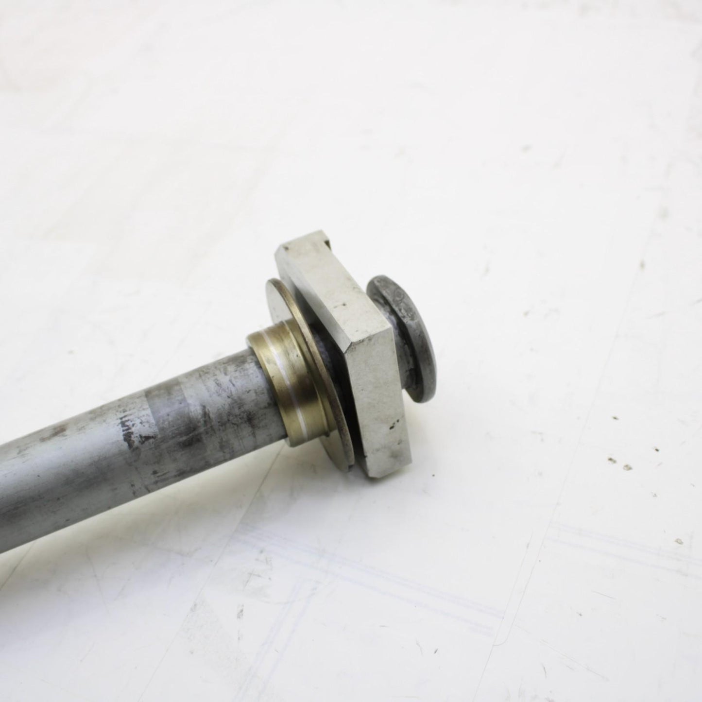 2010 - 2014 BMW S1000RR REAR AXLE WHEEL BOLT BLOCK SPACER PIVOT STRAIGHT SILVER