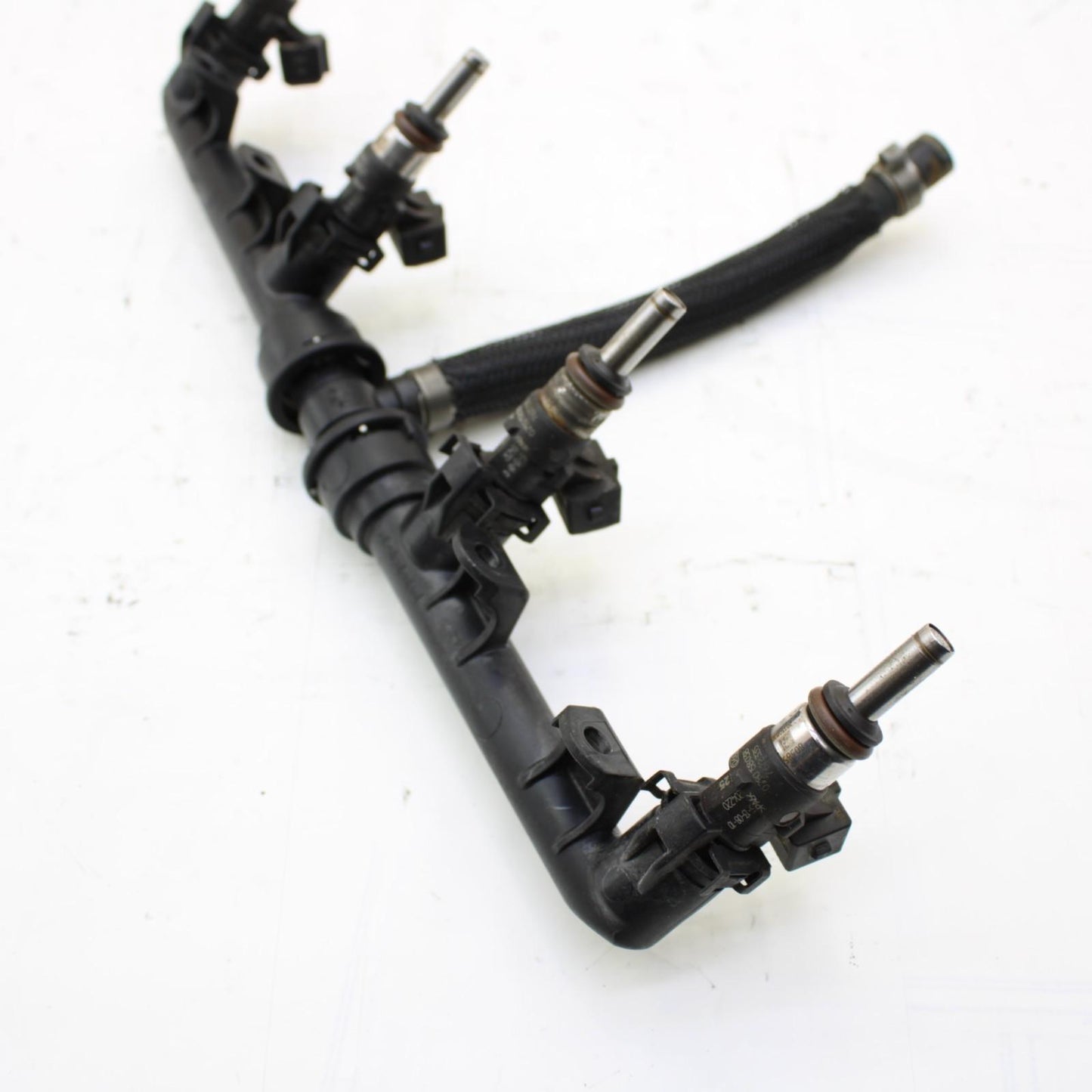 2010 - 2014 BMW S1000RR SECONDARY FUEL INJECTORS TOP AIRBOX GAS RAIL ELECTRICAL