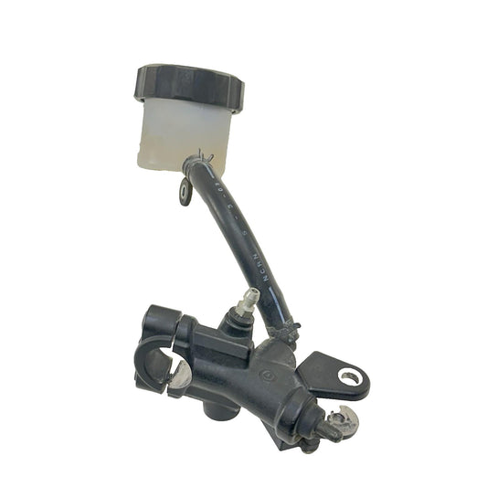 2009 - 2014 YAMAHA YZF R1 FRONT BRAKE MASTER CYLINDER RESERVOIR BREMBO STOCK