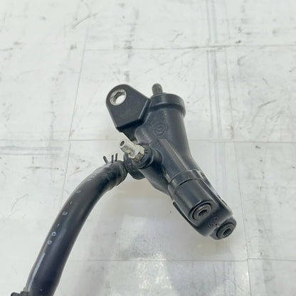 2009 - 2014 YAMAHA YZF R1 FRONT BRAKE MASTER CYLINDER RESERVOIR BREMBO STOCK