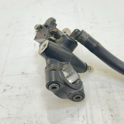 2009 - 2014 YAMAHA YZF R1 FRONT BRAKE MASTER CYLINDER RESERVOIR BREMBO STOCK