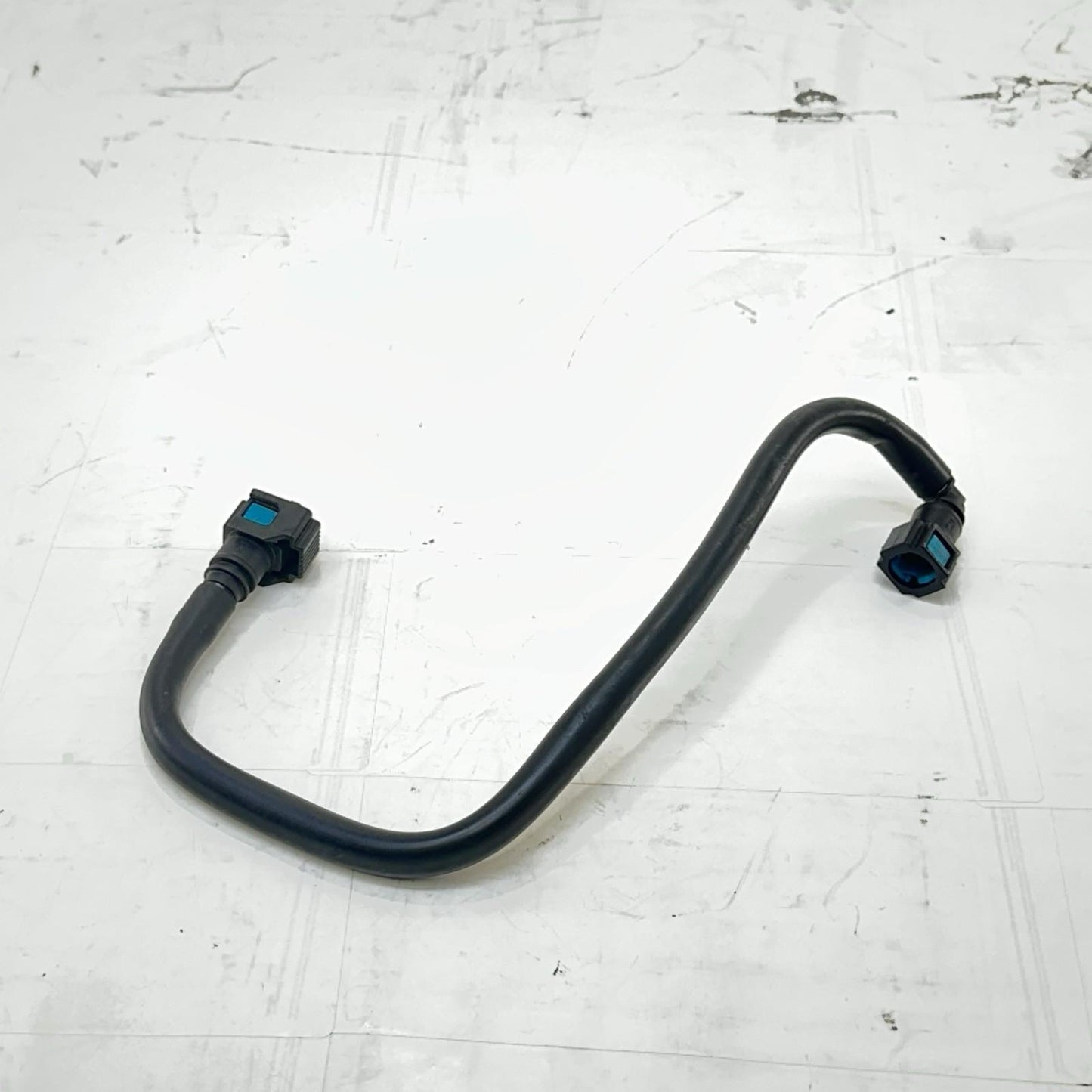 2009 - 2014 YAMAHA YZF R1 FUEL LINES GAS PETROL SENDING HOSES PIPES PAIR STOCK