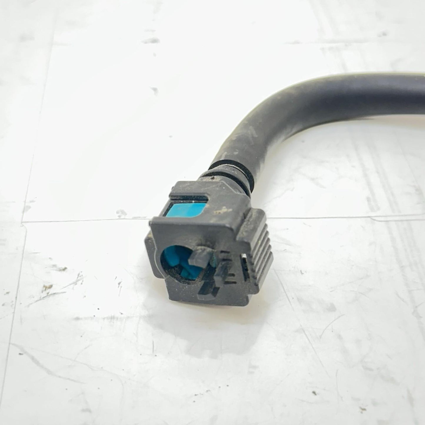 2009 - 2014 YAMAHA YZF R1 FUEL LINES GAS PETROL SENDING HOSES PIPES PAIR STOCK