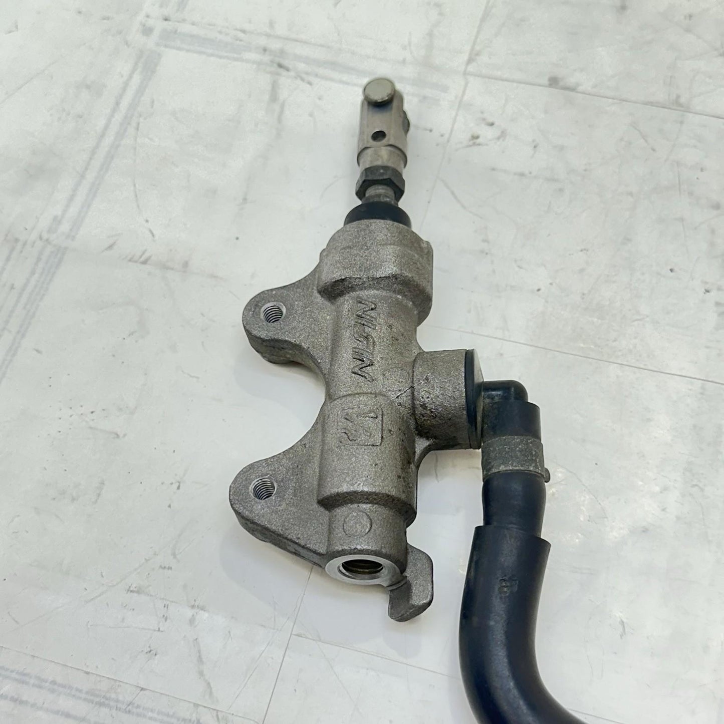 2009 - 2014 YAMAHA YZF R1 REAR BRAKE MASTER CYLINDER RESERVOIR CANISTER NISSIN