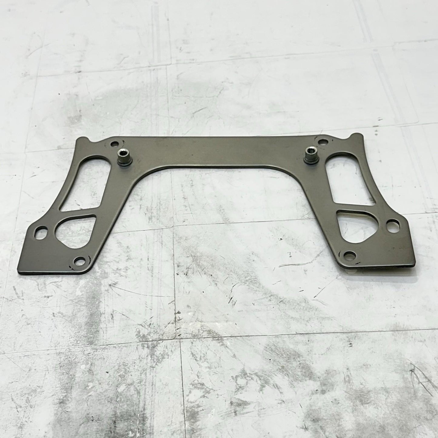 2009 - 2014 YAMAHA YZF R1 SUBFRAME SEAT MOUNT BRACKET REAR BACK SILVER STOCK