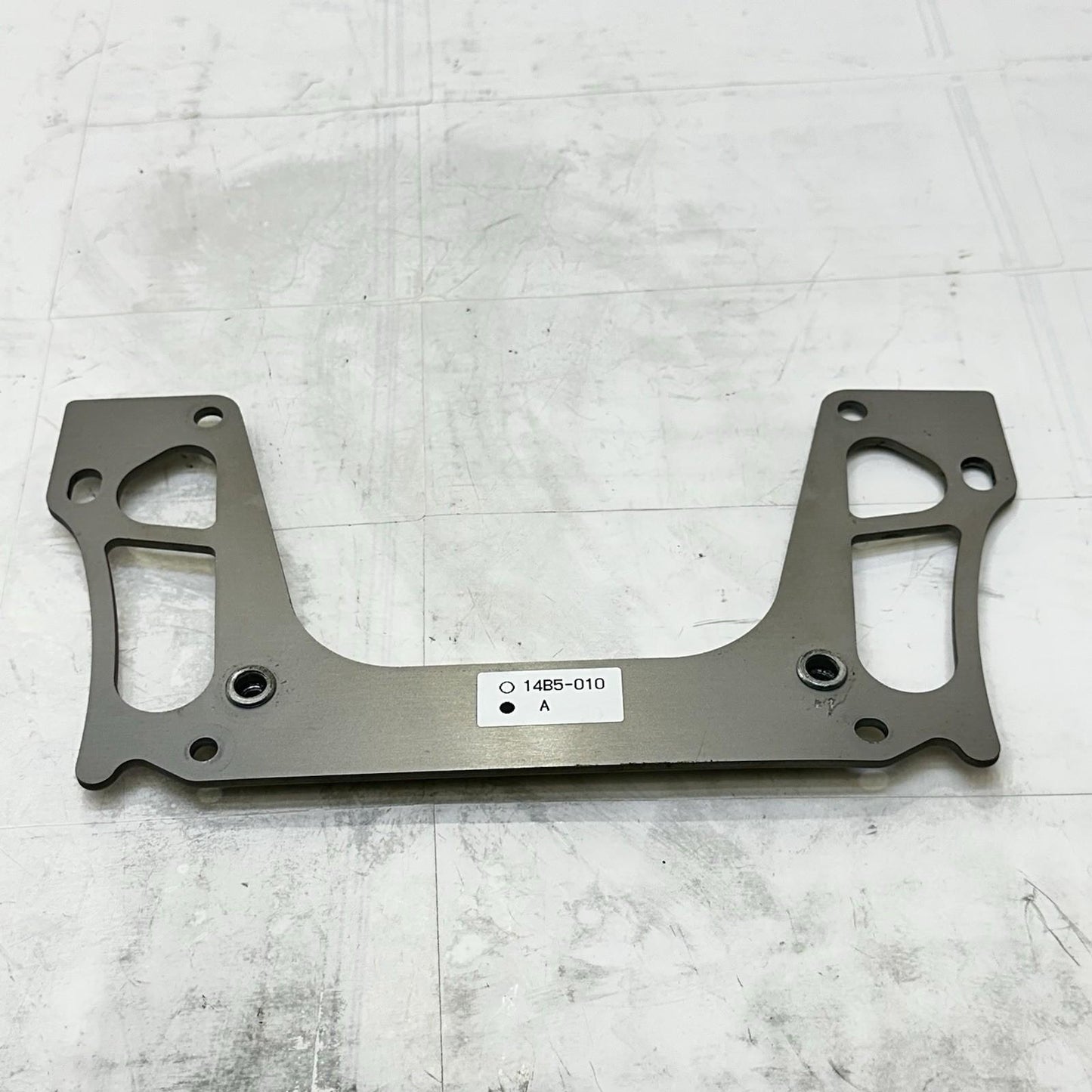 2009 - 2014 YAMAHA YZF R1 SUBFRAME SEAT MOUNT BRACKET REAR BACK SILVER STOCK