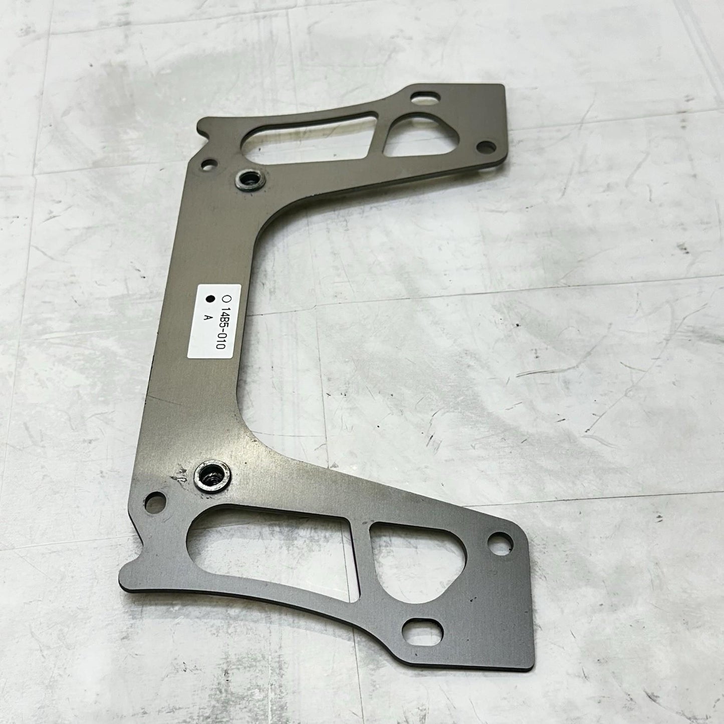 2009 - 2014 YAMAHA YZF R1 SUBFRAME SEAT MOUNT BRACKET REAR BACK SILVER STOCK