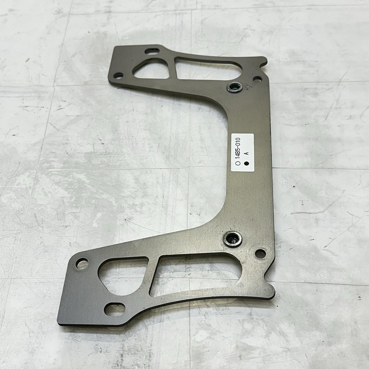 2009 - 2014 YAMAHA YZF R1 SUBFRAME SEAT MOUNT BRACKET REAR BACK SILVER STOCK