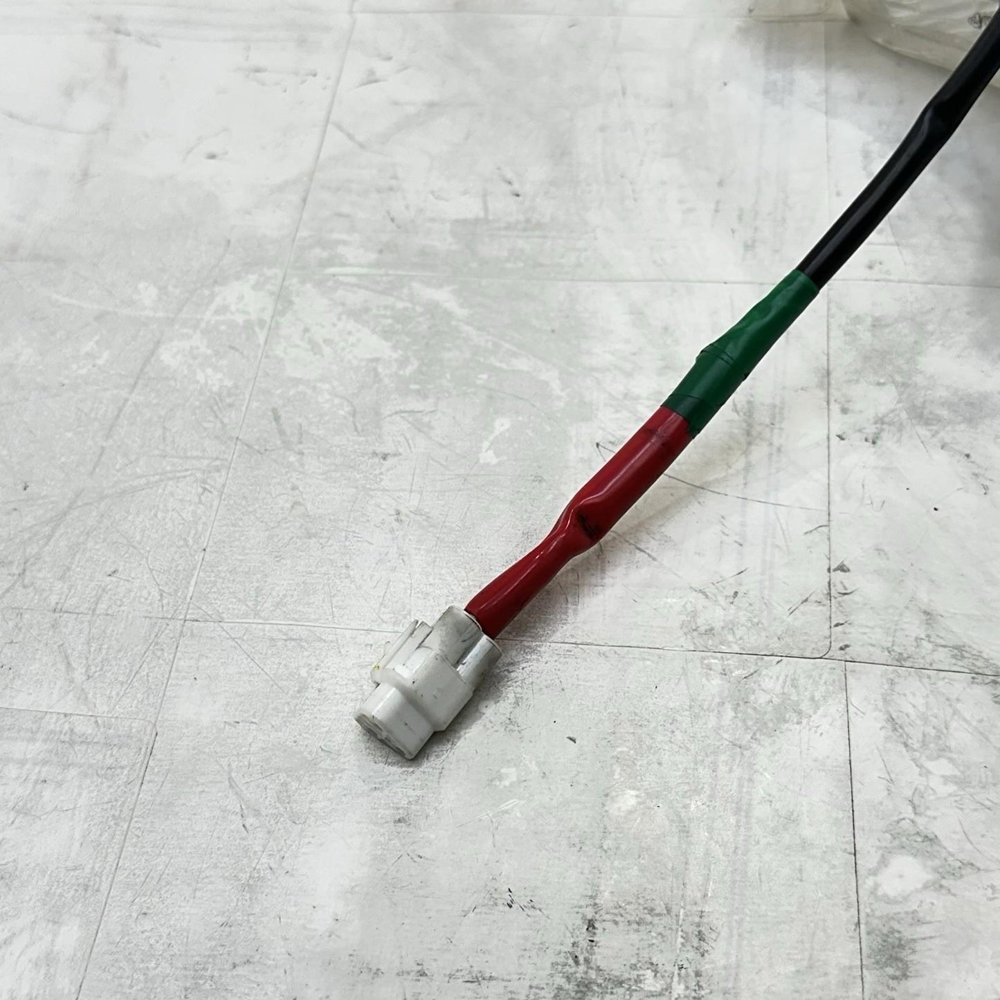 2009 - 2014 YAMAHA YZF R1 REAR TAILLIGHT BRAKE LIGHT BACK LAMP STOCK