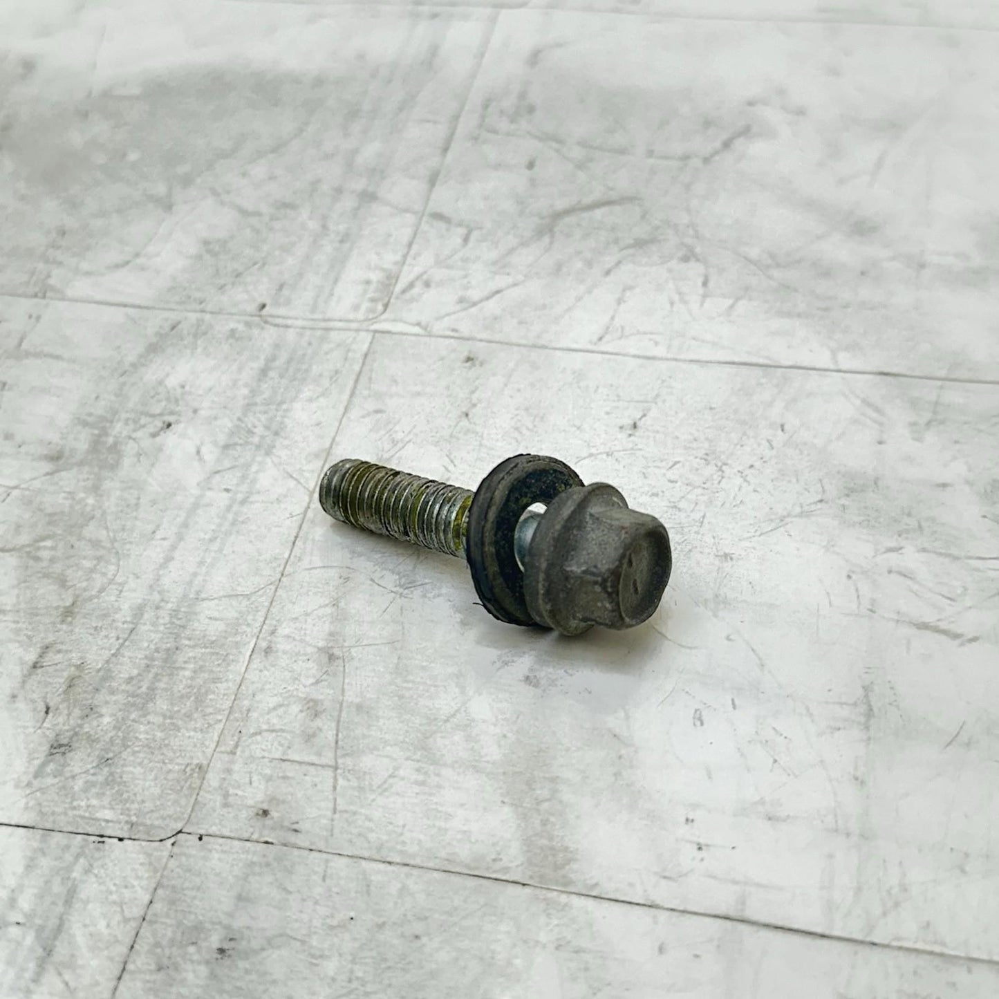 2009 - 2014 YAMAHA YZF R1 STEERING STABILIZER DAMPER STOCK