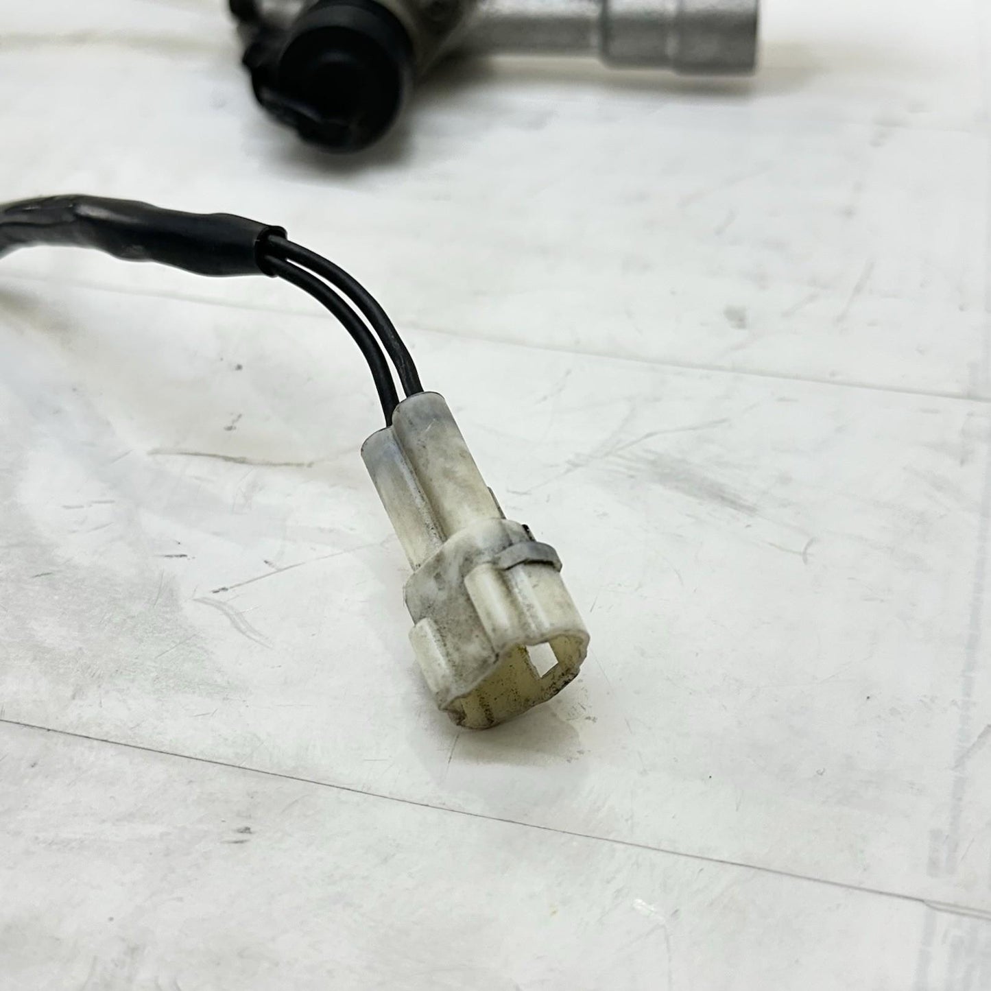 2009 - 2014 YAMAHA YZF R1 STEERING STABILIZER DAMPER STOCK