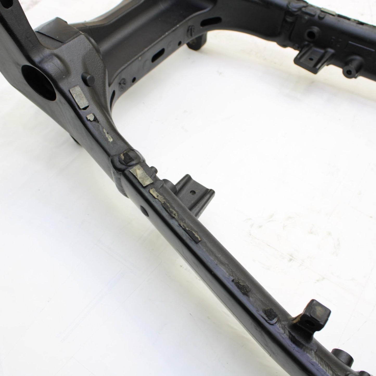 2017 - 2025 SUZUKI GSXR1000 FRAME CHASSIS BLACK STRAIGHT *GOOD TABS*