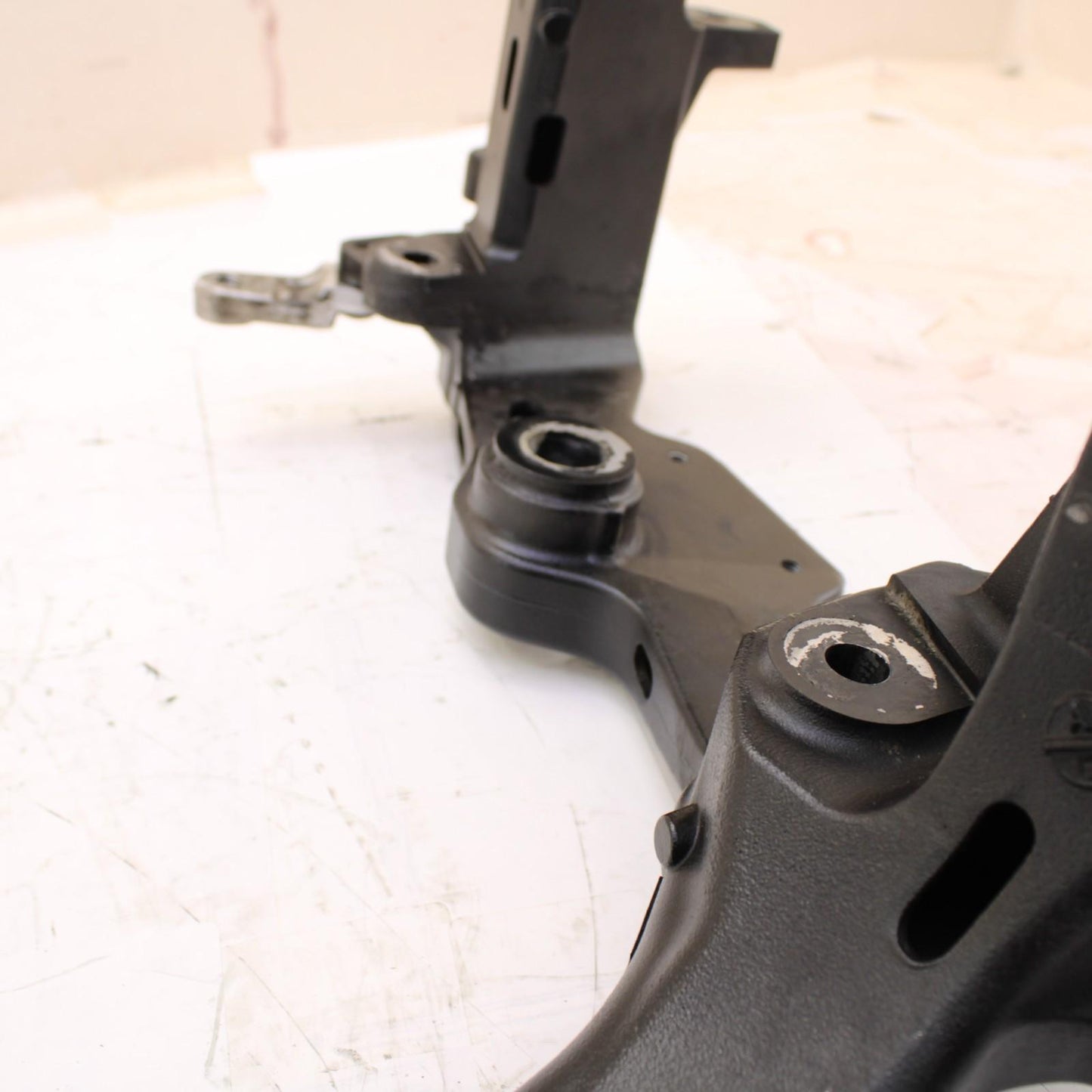 2017 - 2025 SUZUKI GSXR1000 FRAME CHASSIS BLACK STRAIGHT *GOOD TABS*