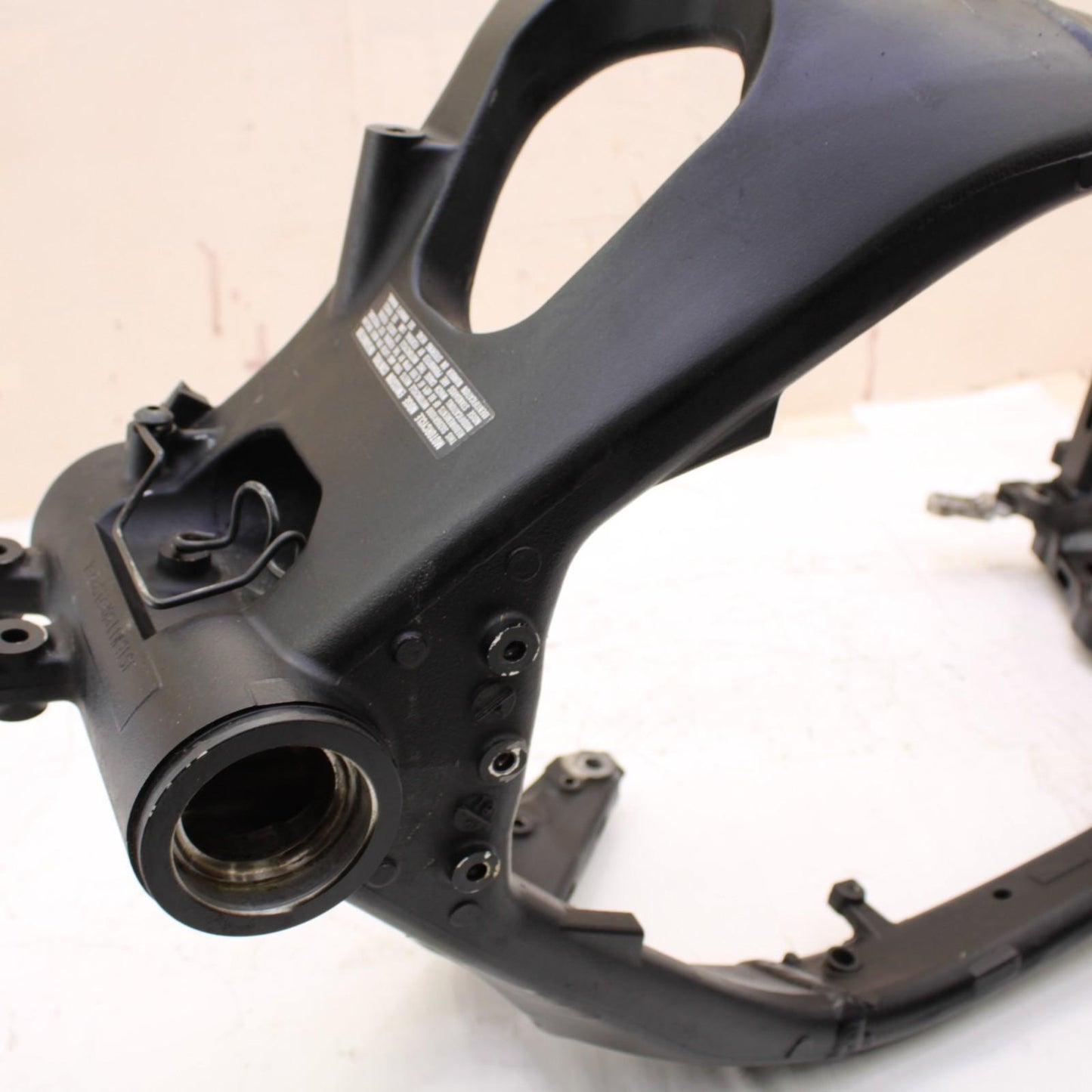 2017 - 2025 SUZUKI GSXR1000 FRAME CHASSIS BLACK STRAIGHT *GOOD TABS*