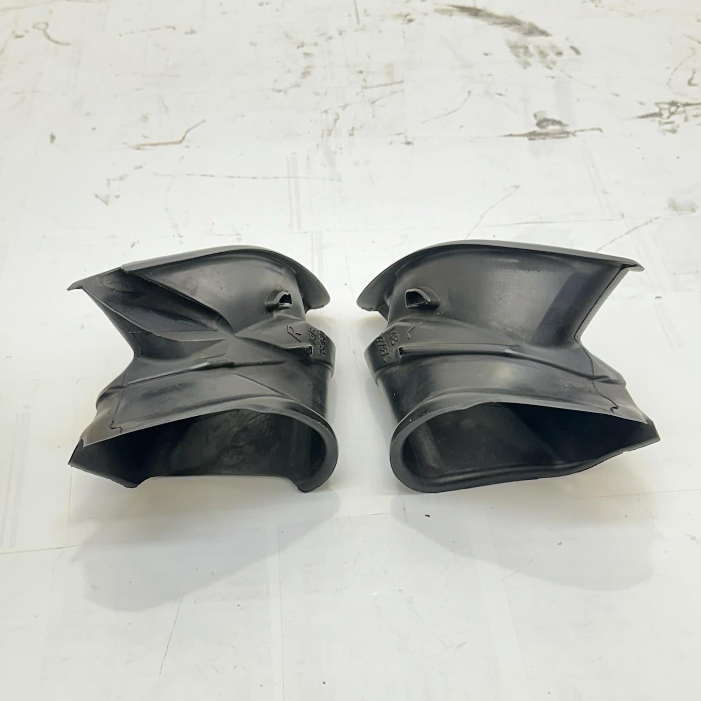 2009 - 2014 YAMAHA YZF R1 RAM INLET DUCT SIDE LEFT RIGHT AIR INTAKE SET STOCK