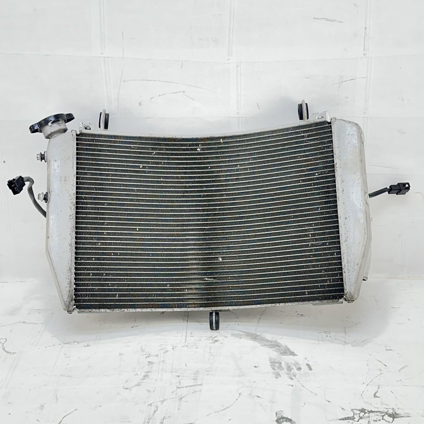 2009 - 2014 YAMAHA YZF R1 RADIATOR COOLING FANS ENGINE MOTOR COOLER SET STOCK