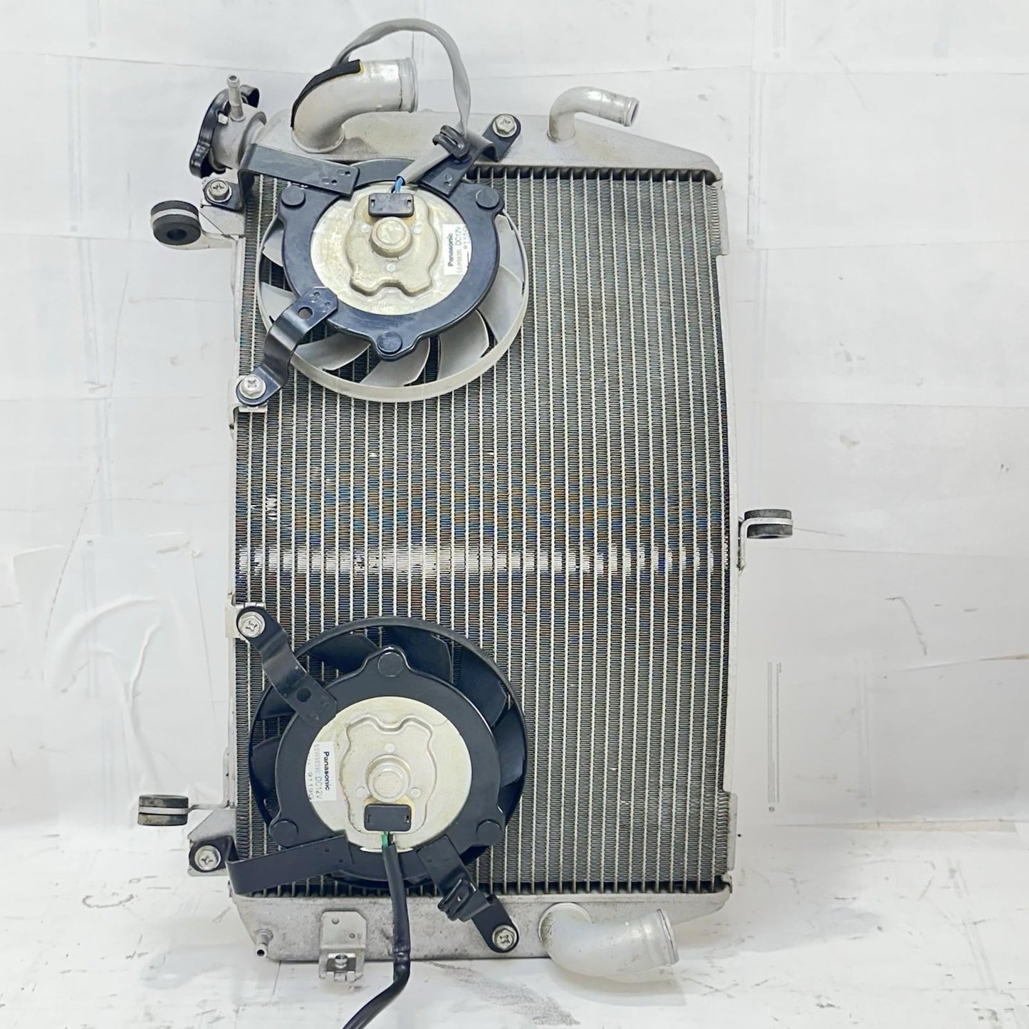 2009 - 2014 YAMAHA YZF R1 RADIATOR COOLING FANS ENGINE MOTOR COOLER SET STOCK