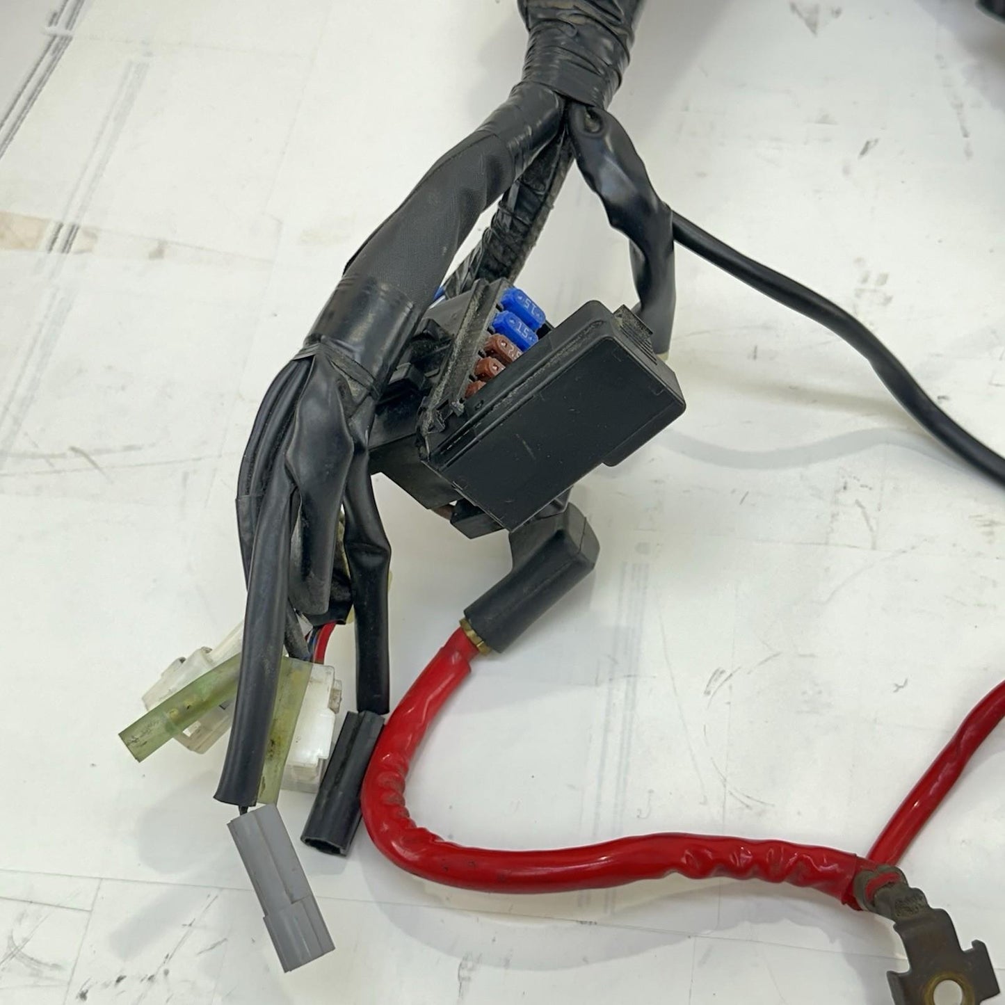 2009 - 2014 YAMAHA YZF R1 MAIN WIRING HARNESS ENGINE MOTOR WIRE LOOM STOCK