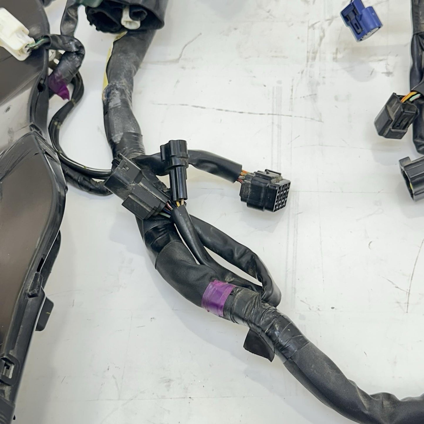 2009 - 2014 YAMAHA YZF R1 MAIN WIRING HARNESS ENGINE MOTOR WIRE LOOM STOCK
