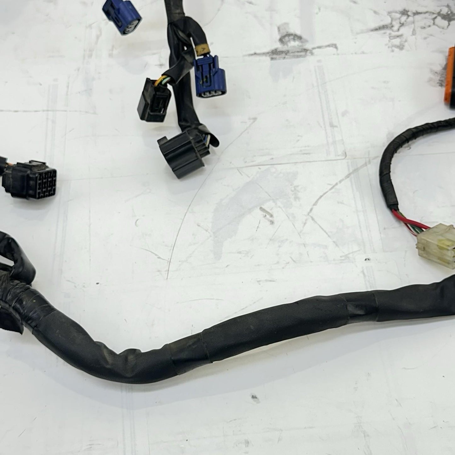 2009 - 2014 YAMAHA YZF R1 MAIN WIRING HARNESS ENGINE MOTOR WIRE LOOM STOCK