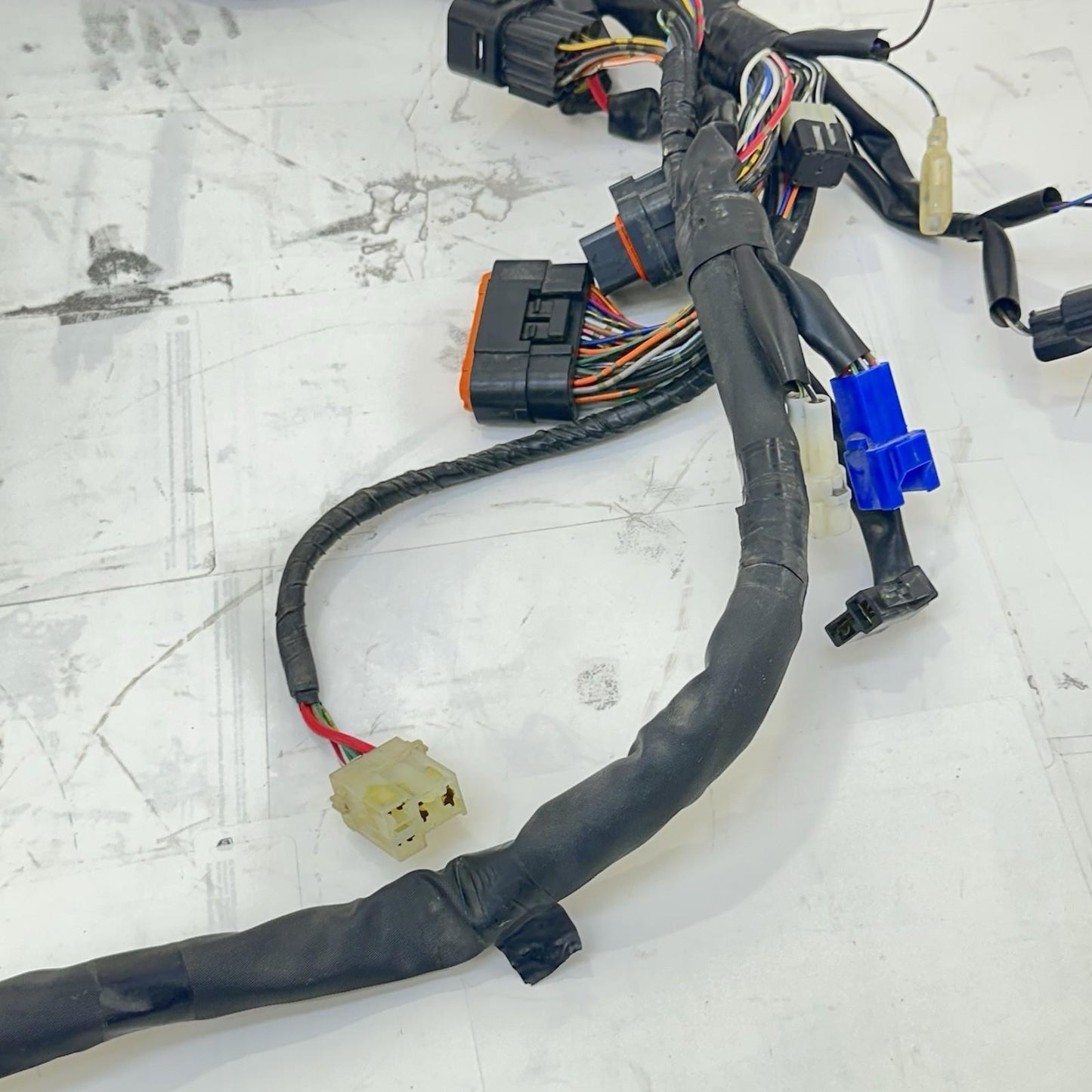 2009 - 2014 YAMAHA YZF R1 MAIN WIRING HARNESS ENGINE MOTOR WIRE LOOM STOCK