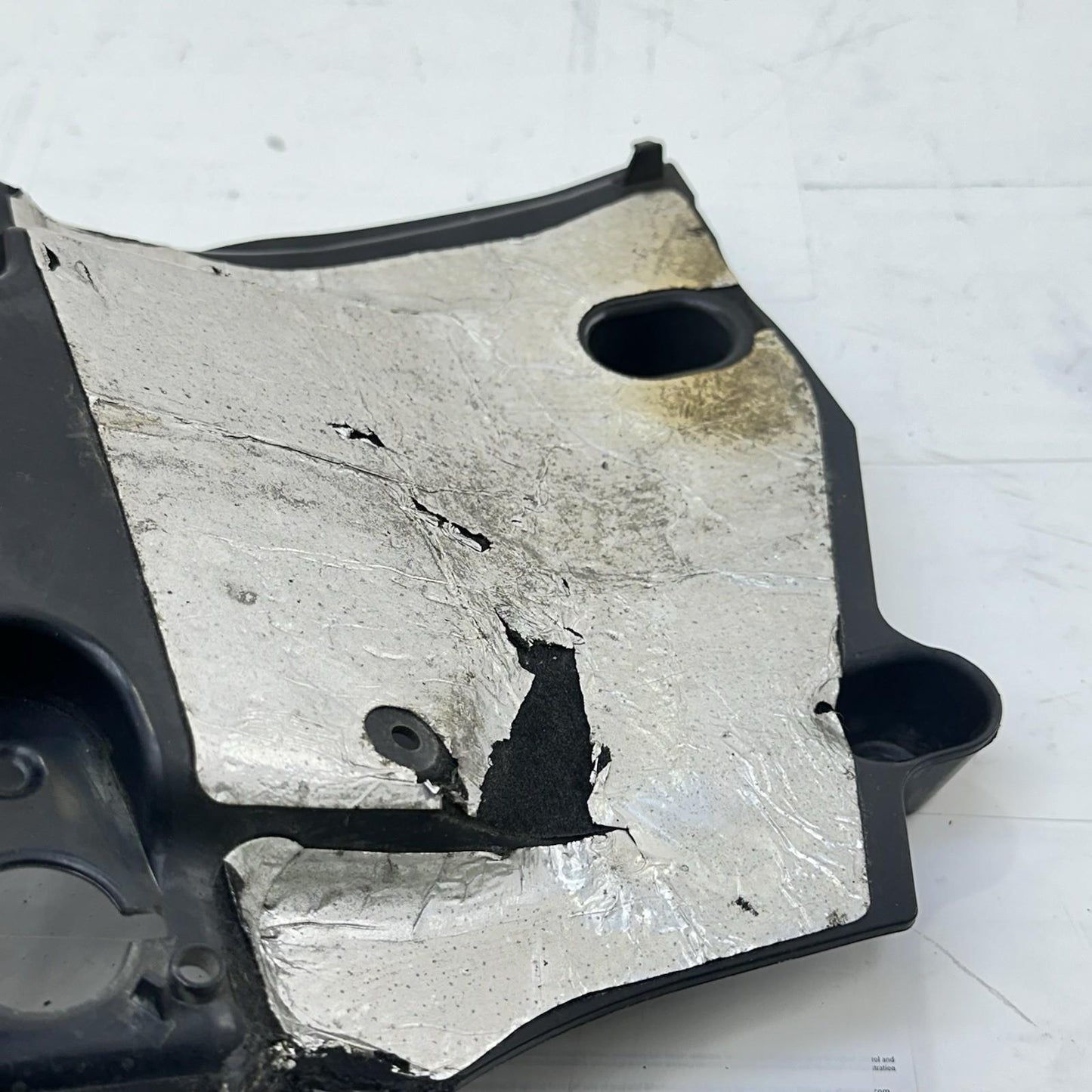 2009 - 2014 YAMAHA YZF R1 REAR UNDERTAIL PLASTIC BOX BATTERY TRAY HOLDER BLACK