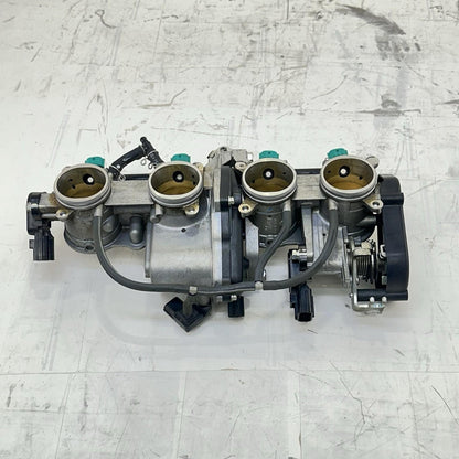 2009 - 2014 YAMAHA YZF R1 THROTTLE BODY MAIN FUEL INJECTION RAILING STOCK