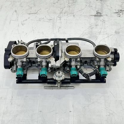 2009 - 2014 YAMAHA YZF R1 THROTTLE BODY MAIN FUEL INJECTION RAILING STOCK