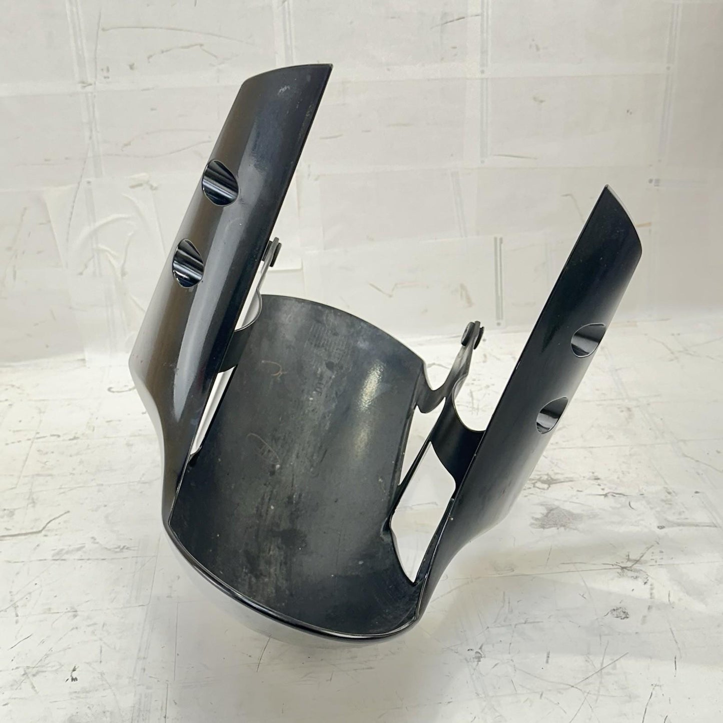 2009 - 2014 YAMAHA YZF R1 FRONT WHEEL FENDER TIRE COVER FAIRING COWL BLACK BOLTS