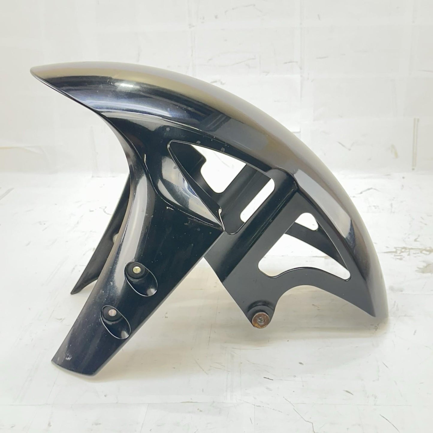 2009 - 2014 YAMAHA YZF R1 FRONT WHEEL FENDER TIRE COVER FAIRING COWL BLACK BOLTS