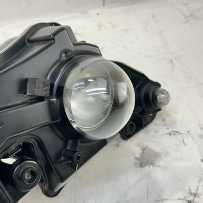 2009 - 2014 YAMAHA YZF R1 HEADLIGHT FRONT HEAD LAMP LIGHT *SLIGHT DAMAGE*