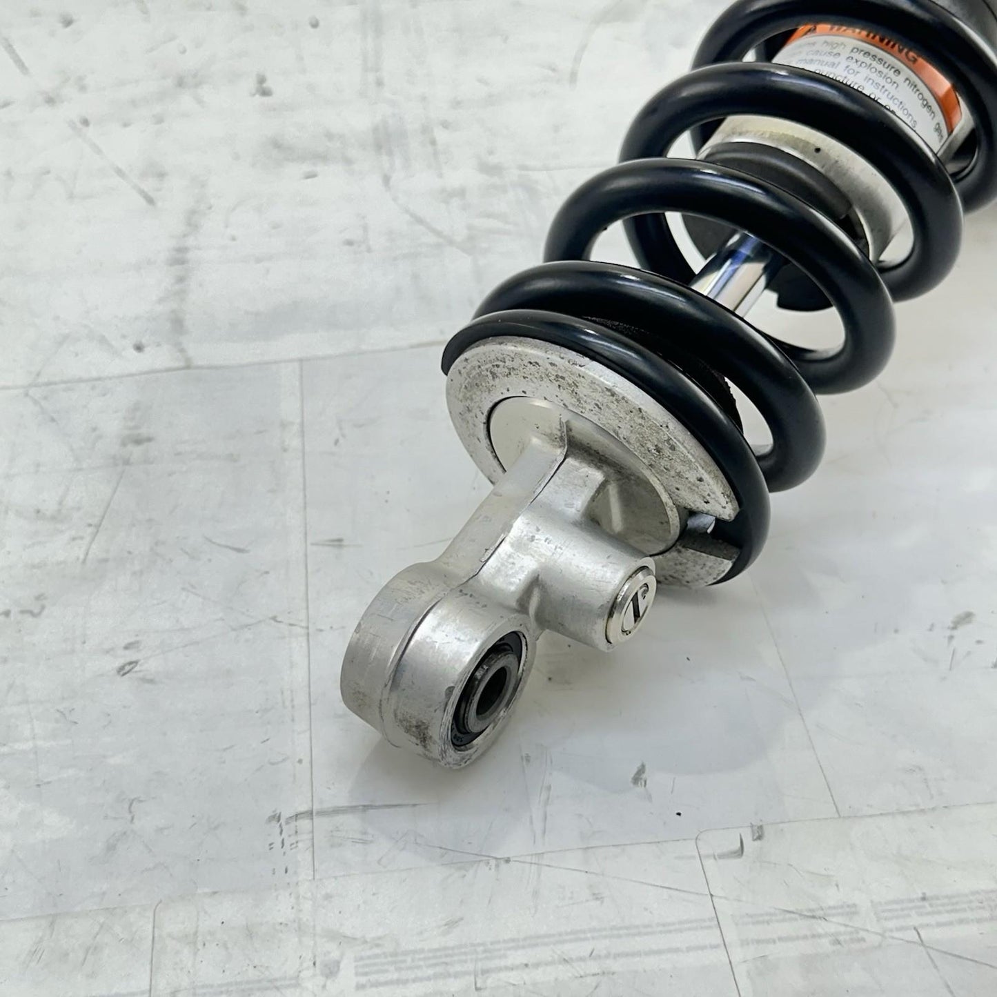 2009 - 2014 YAMAHA YZF R1 REAR SHOCK BACK SUSPENSION ABSORBER SPRING STOCK