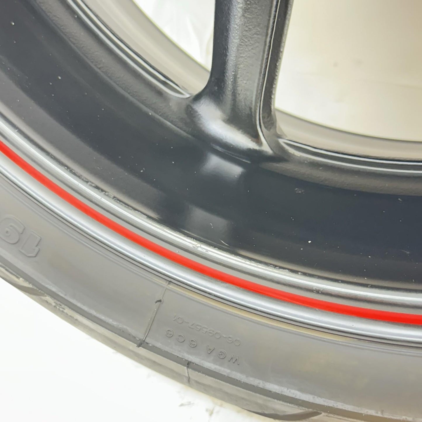 2009 - 2014 YAMAHA YZF R1 REAR WHEEL BACK BRAKE ROTOR DISC RIM TIRE RUBBER STOCK