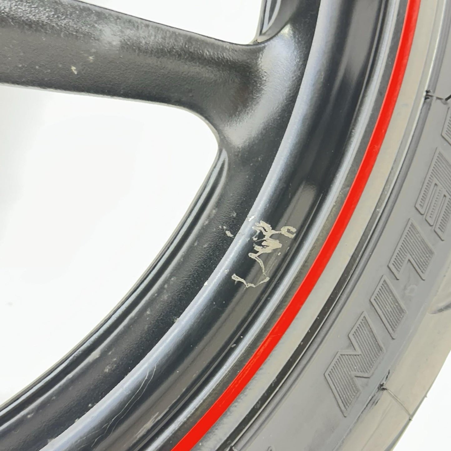 2009 - 2014 YAMAHA YZF R1 FRONT WHEEL RIM TIRE RUBBER BLACK RED STOCK
