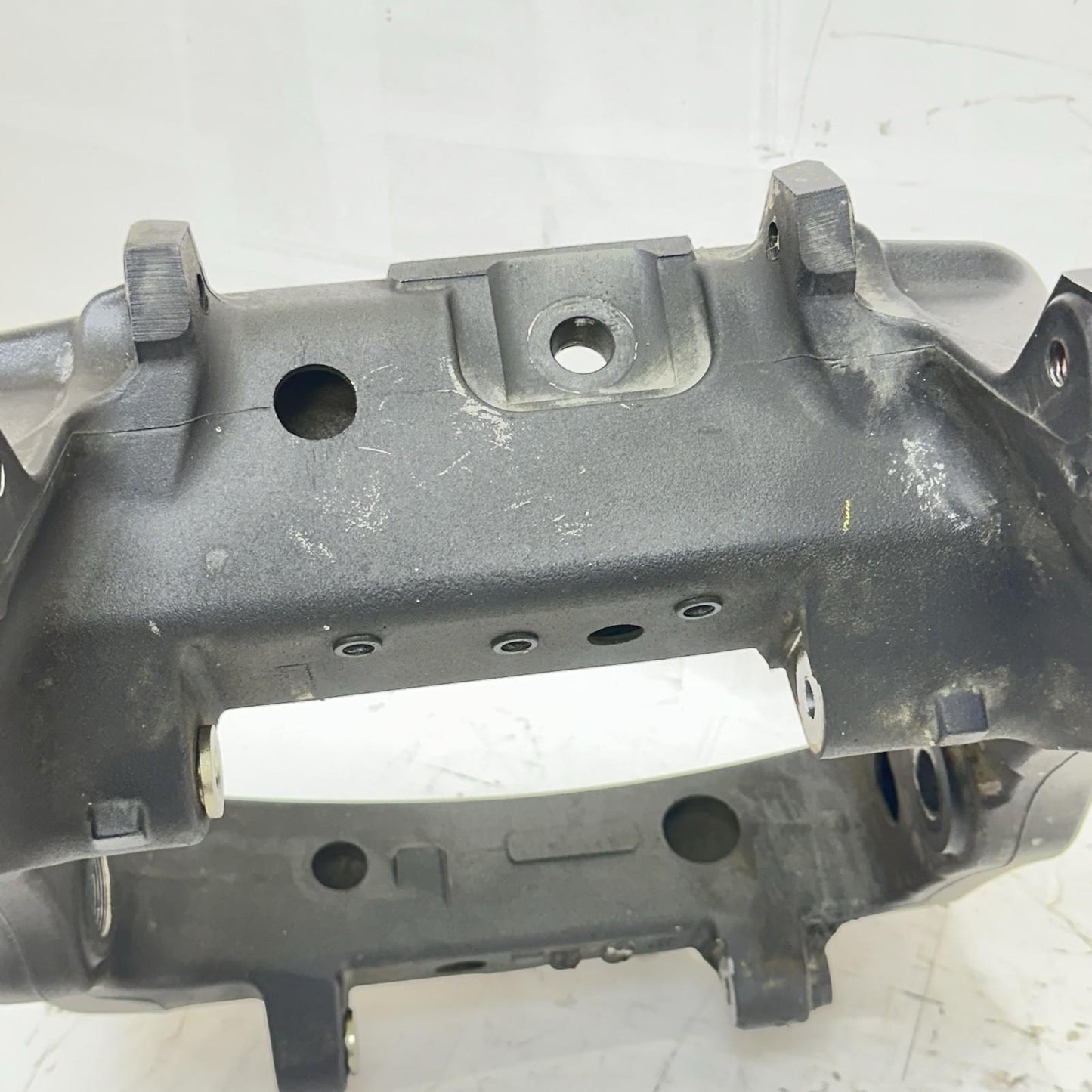 2009 - 2014 YAMAHA YZF R1 MAIN FRAME BODY CHASSIS BLACK