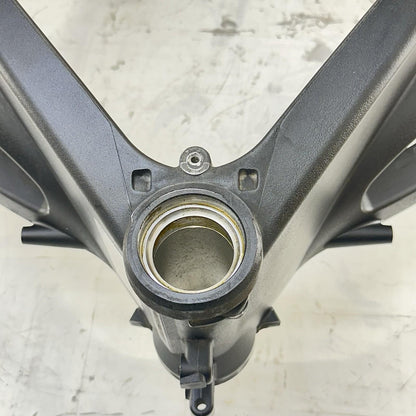 2009 - 2014 YAMAHA YZF R1 MAIN FRAME BODY CHASSIS BLACK