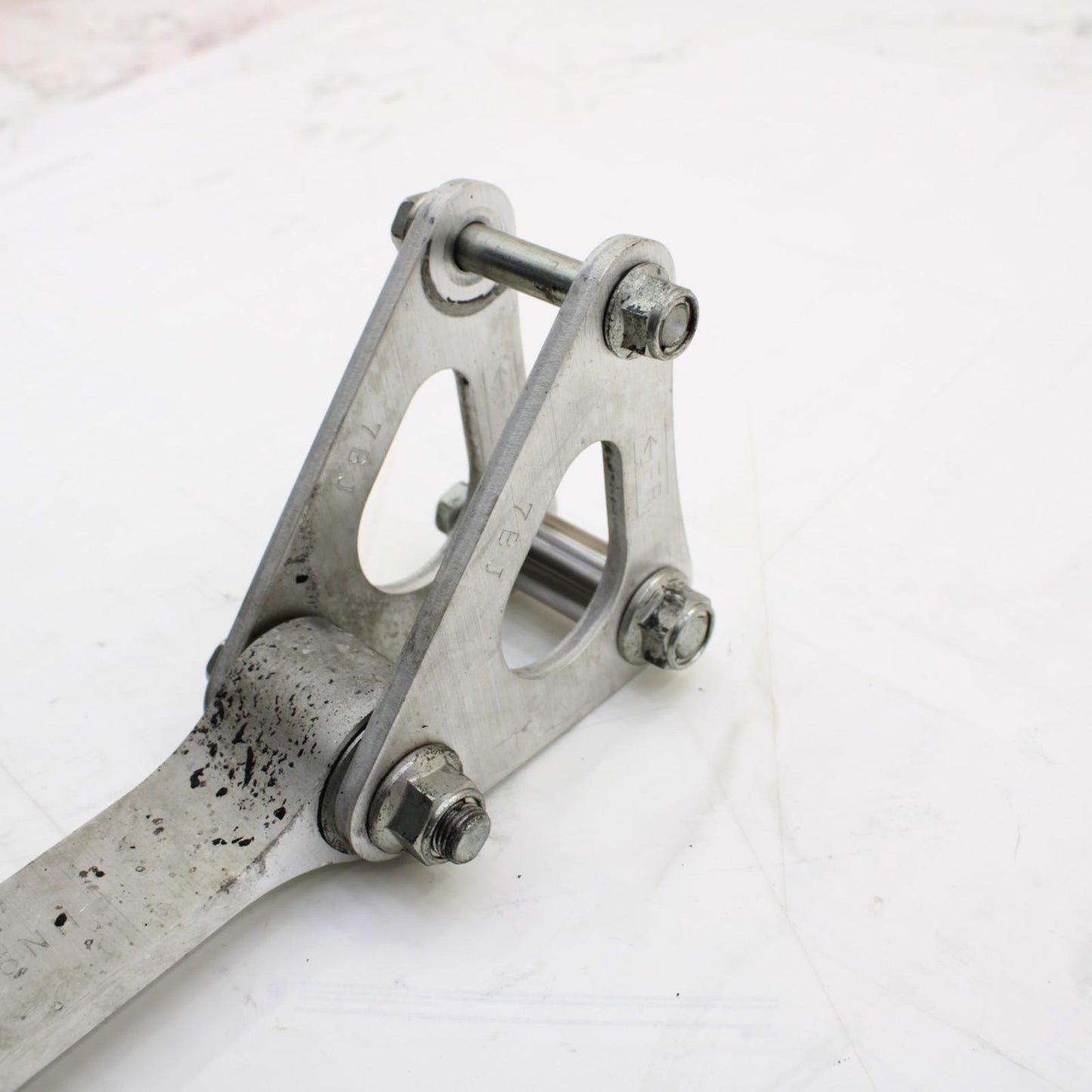 2017 - 2024 SUZUKI GSXR 1000 R DOGBONE REAR SHOCK LINKAGE Link Lever Arm SILVER