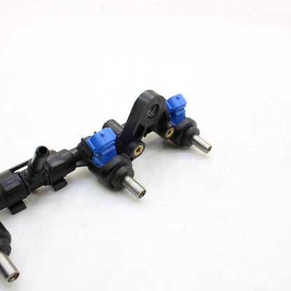 2017 - 2025 SUZUKI GSXR 1000 SECONDARY FUEL GAS INJECTOR RAIL SET ENGINE MOTOR