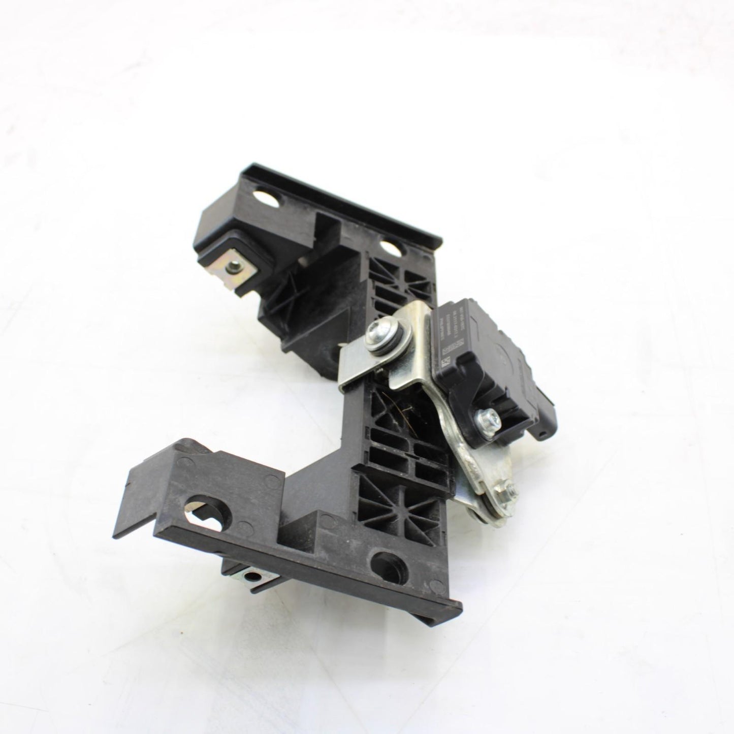 2017 - 2024 SUZUKI GSXR 1000 SUBFRAME BRACKET REAR BACK TRIM ANGLE SENSOR OEM