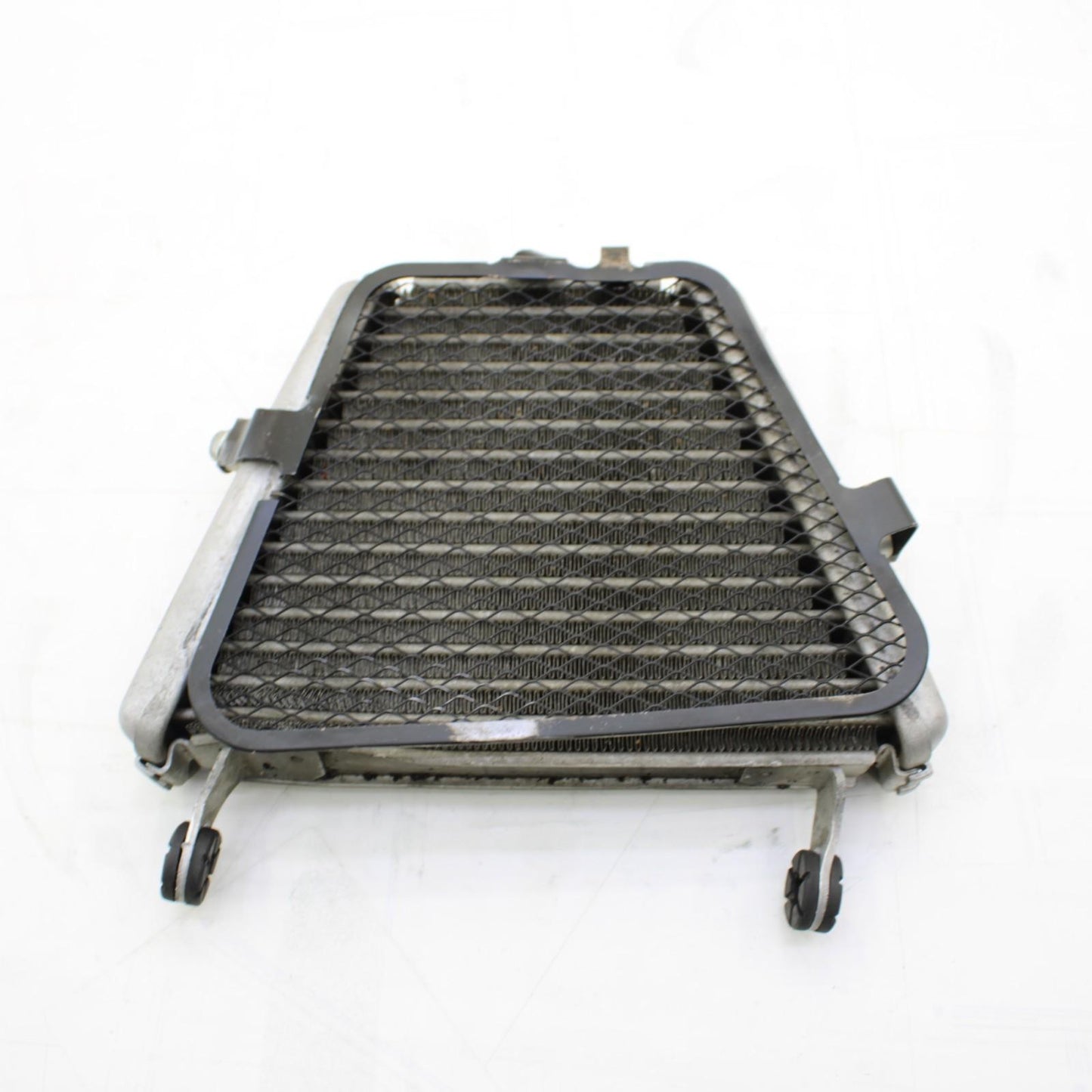 2017 - 2024 SUZUKI GSXR 1000 OIL COOLER ENGINE COOLING SYSTEM RADIATOR STOCK