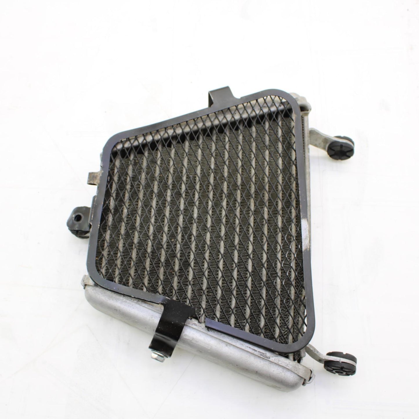 2017 - 2024 SUZUKI GSXR 1000 OIL COOLER ENGINE COOLING SYSTEM RADIATOR STOCK