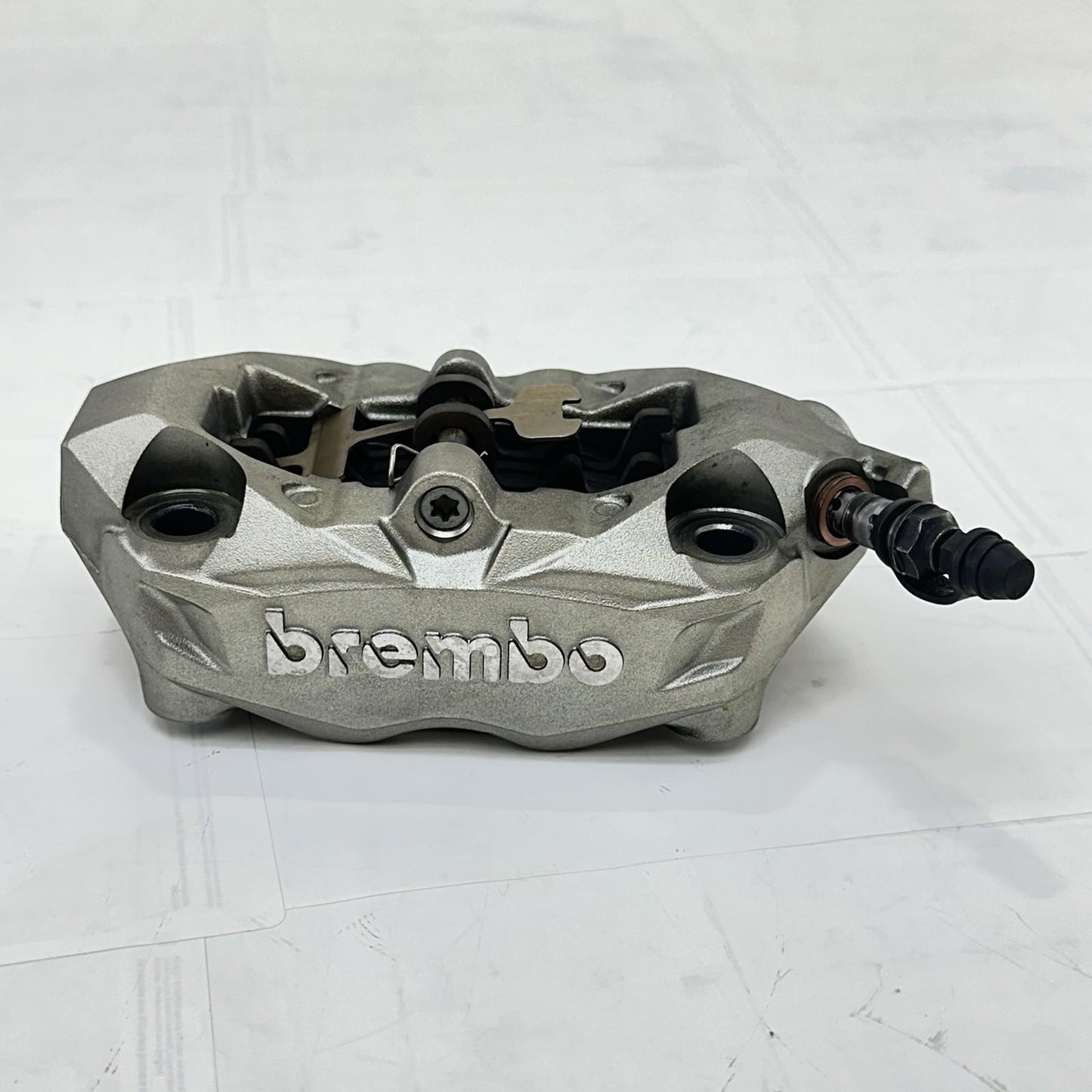 2016 - 2019 DUCATI 959 PANIGALE FRONT BRAKE CALIPERS LEFT RIGHT SET BOLTS SCREWS