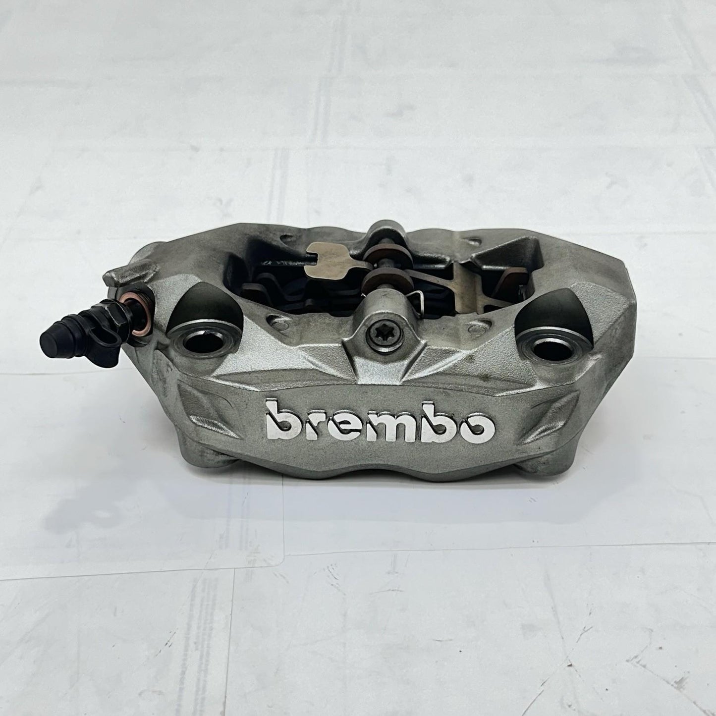 2016 - 2019 DUCATI 959 PANIGALE FRONT BRAKE CALIPERS LEFT RIGHT SET BOLTS SCREWS